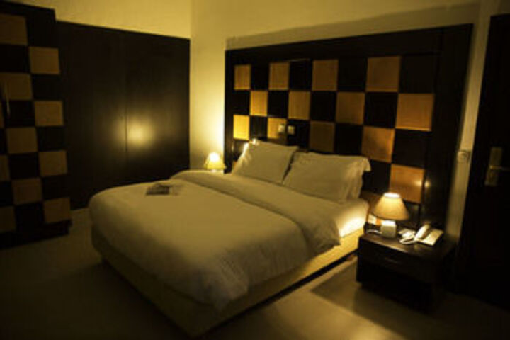 Room 5 of 26