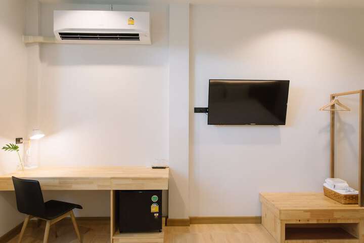 Room 38 of 103