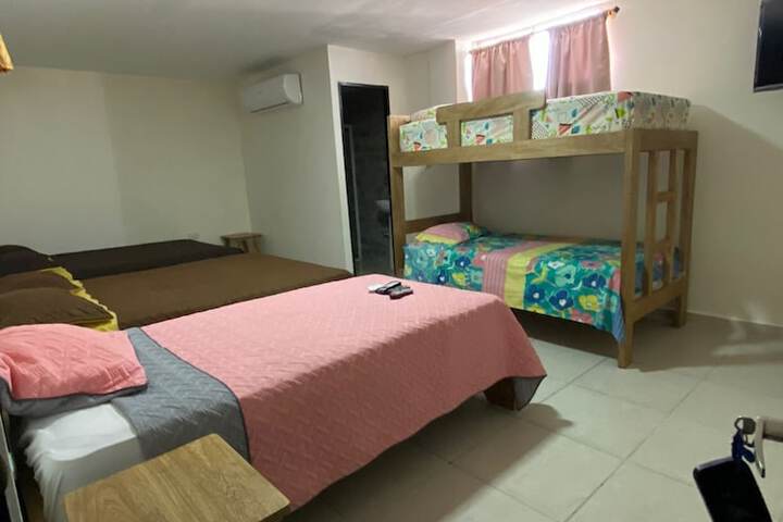Room 7 of 10