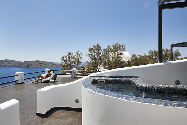 Hot Tub 93 of 190
