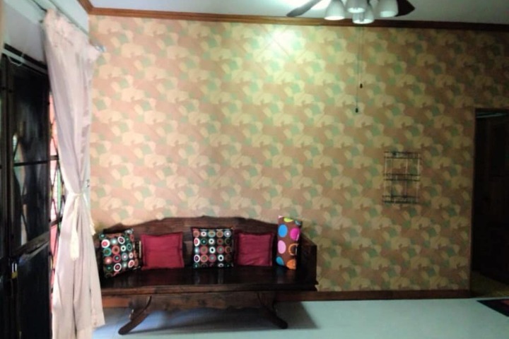 Room 21 of 43