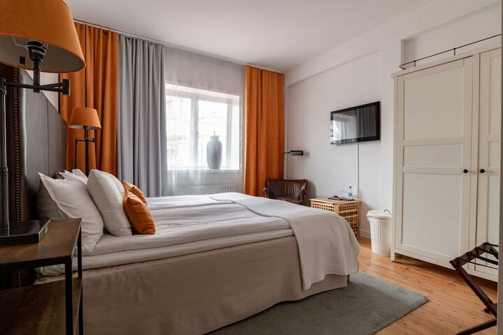 Room 14 of 58