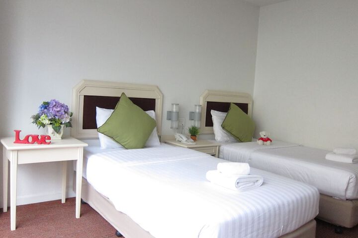 Room 19 of 73