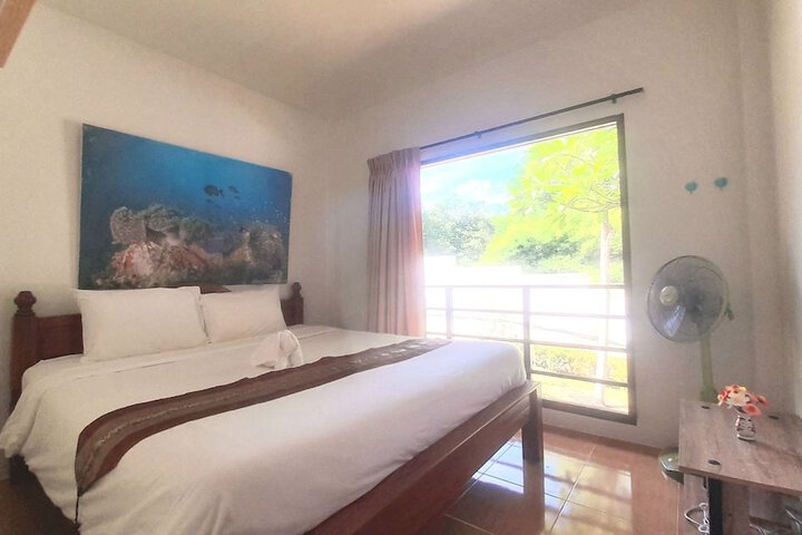 Room 4 of 62