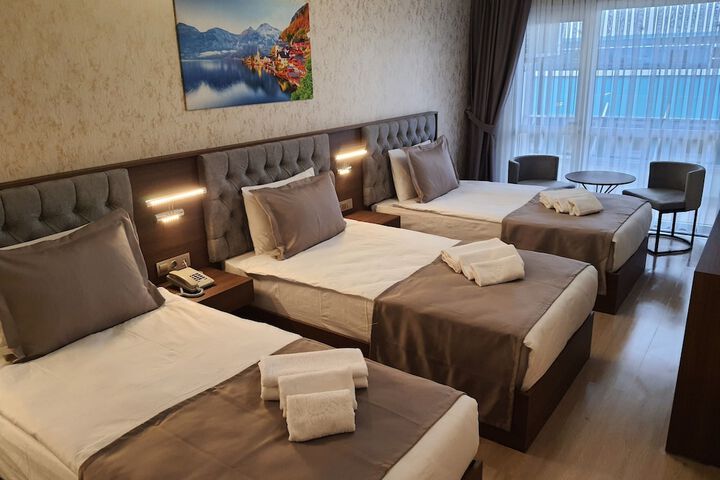 Room 2 of 46