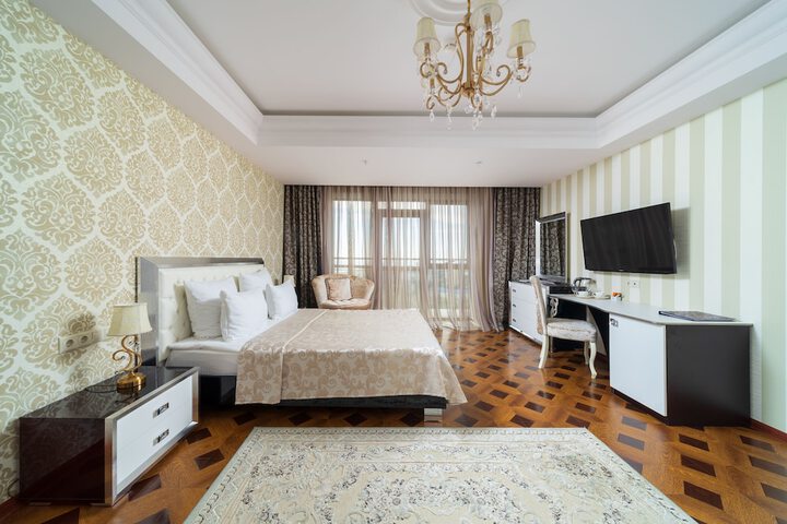 Room 13 of 78
