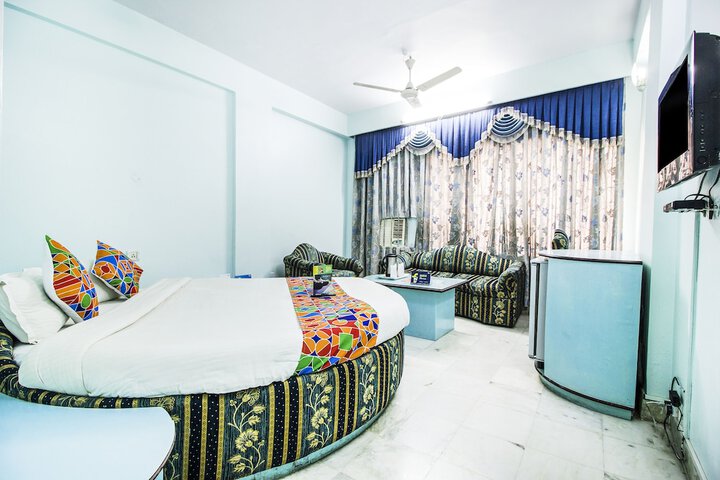 Room 30 of 41