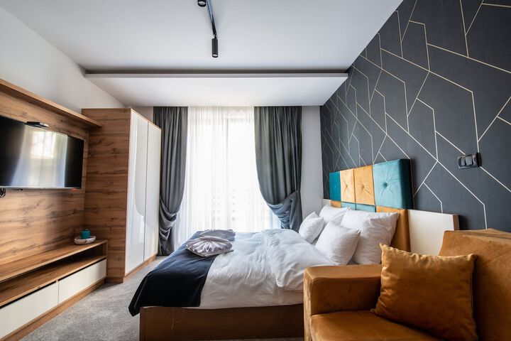 Room 22 of 50