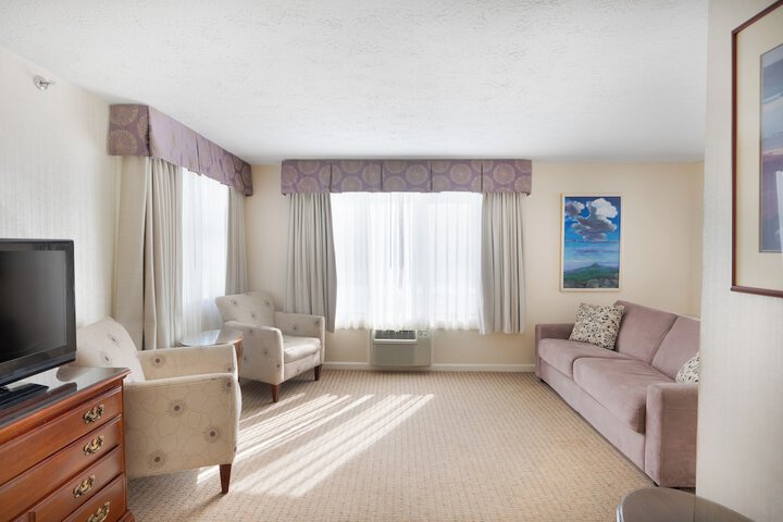 Room 75 of 176