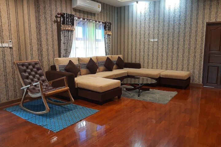 Room 67 of 172