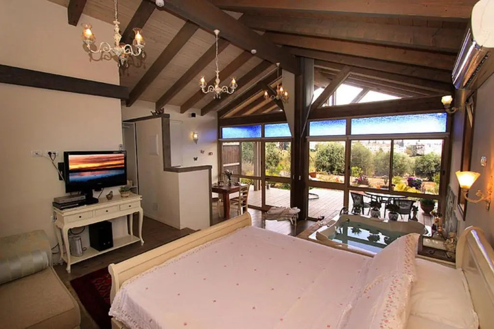 Blue & Cream Chalets