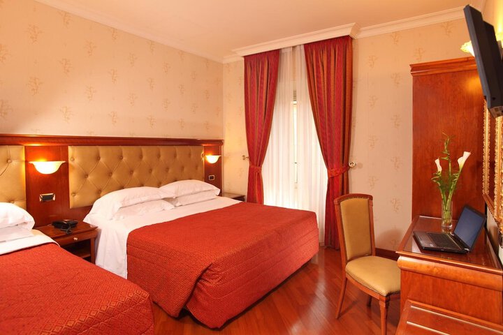 Room 35 of 66
