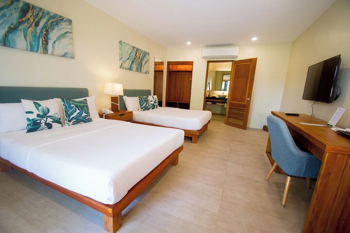 Room 20 of 49