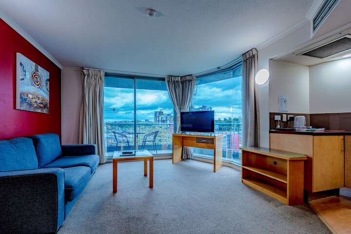 Room 21 of 48