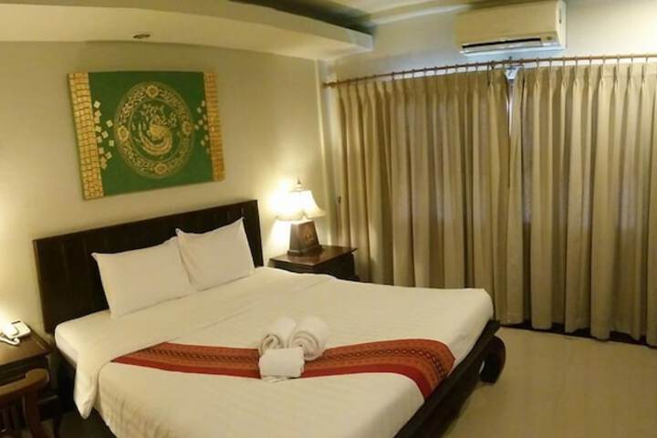 Room 15 of 46