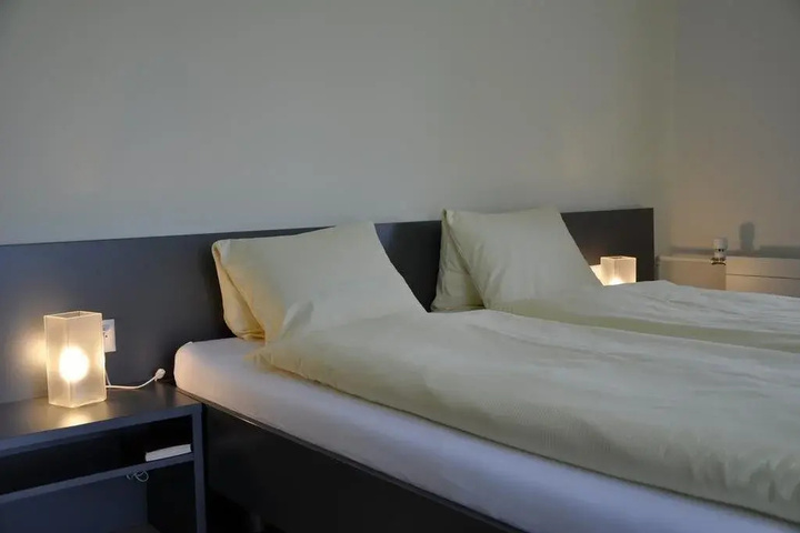 Room 8 of 8