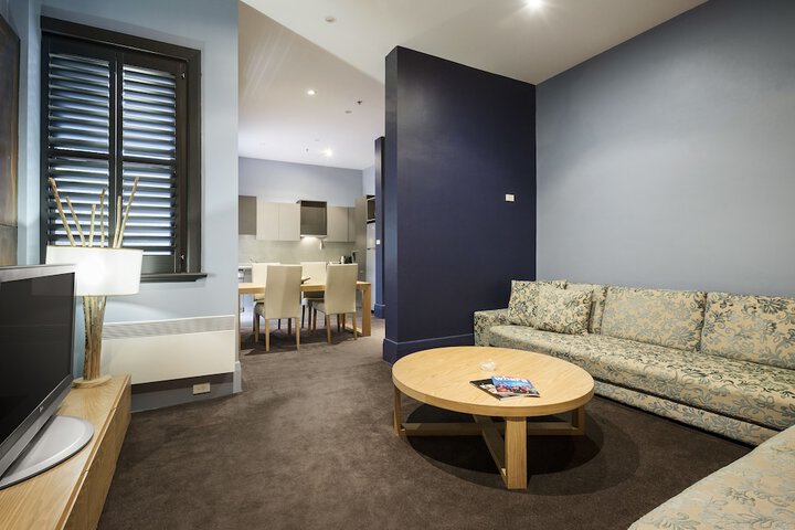Room 35 of 64