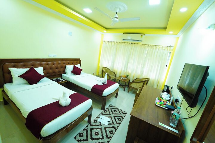 Room 8 of 36