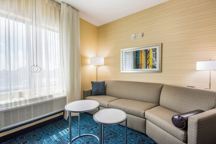 Room 16 of 32