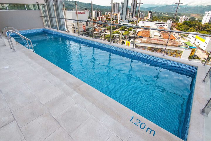 Pool Hotel