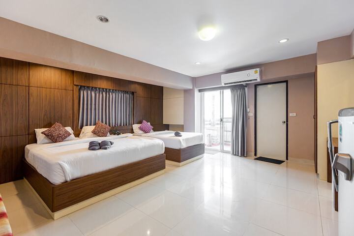 Room 46 of 93