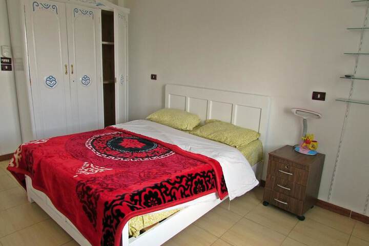 Room 13 of 151