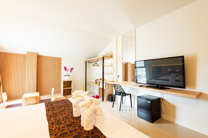 Room 18 of 44