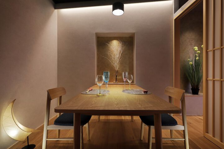 Dining Photos