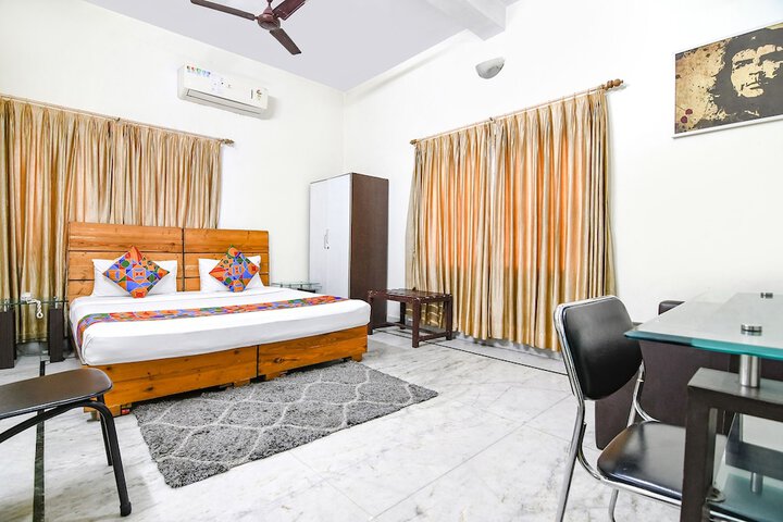 Room 20 of 33