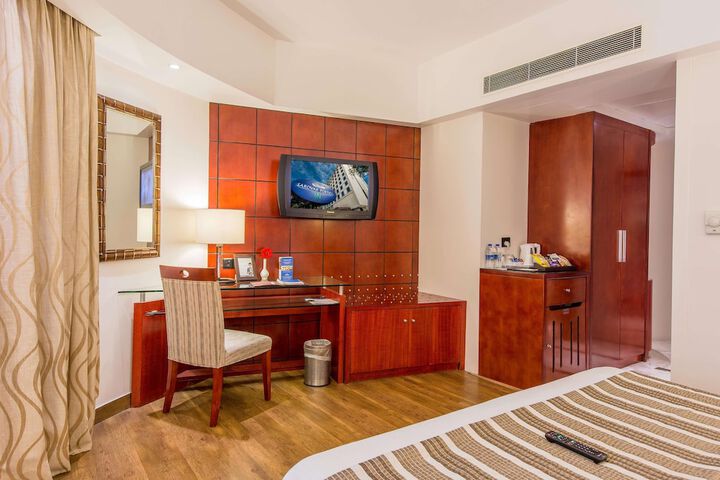 Room 18 of 60