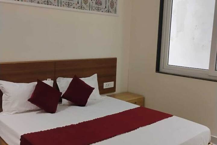 Room 4 of 17