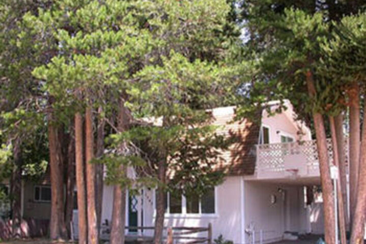 Exterior of 1247 Lester Street