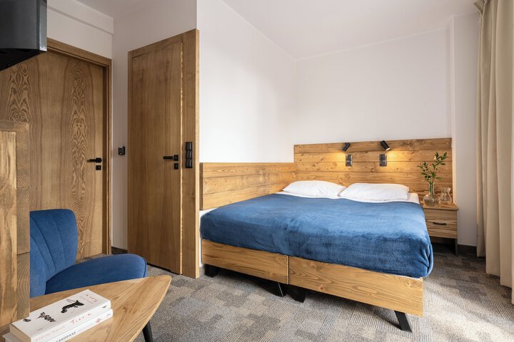 Room 15 of 62
