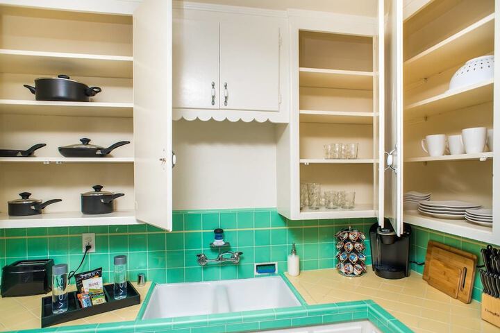 One Bath Apt in the Heart of Pacific Beach in San Diego, CA