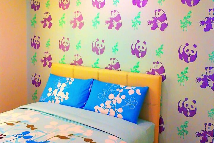 Room 7 of 27