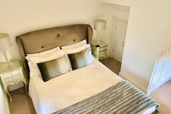 Room 3 of 26