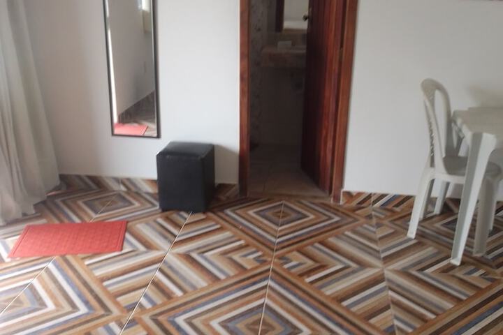 Room 7 of 18