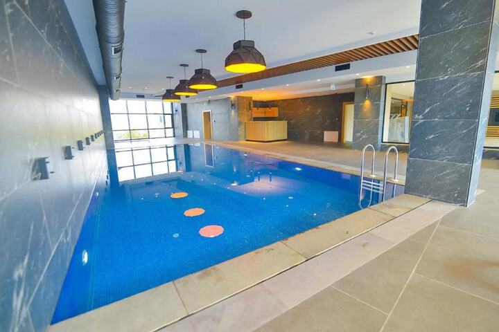 Pool 19 of 36
