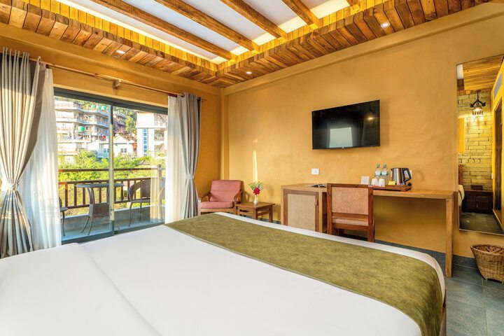 Room 38 of 107