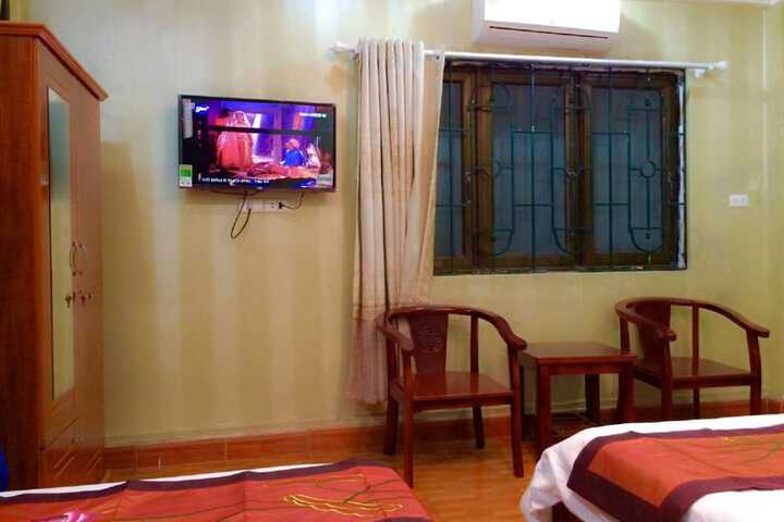 Room 11 of 40