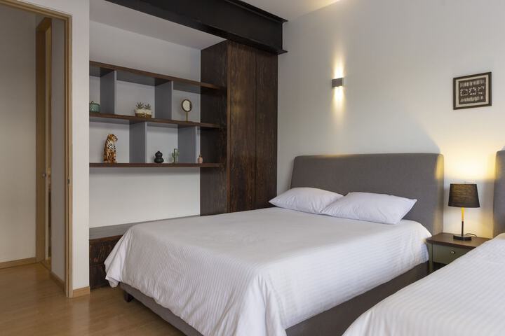 Room 15 of 148