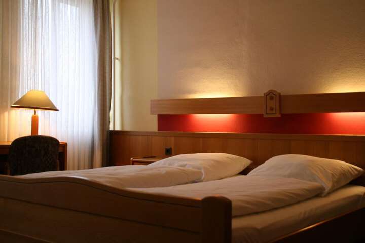 Room 18 of 52