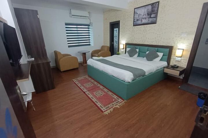 Room 7 of 34