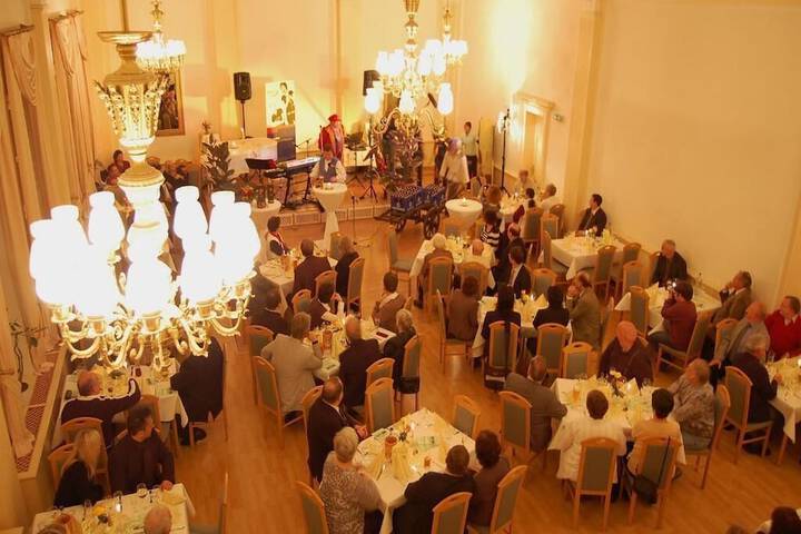 Ballroom/Hall 6 of 8
