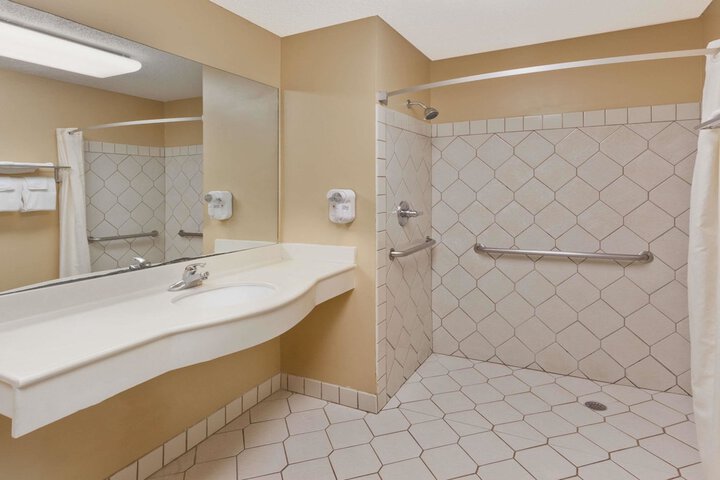 Bathroom shower