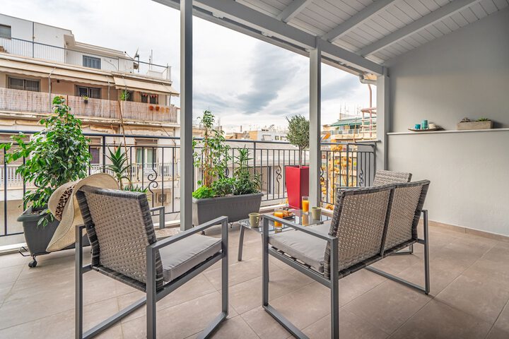 Terrace/Patio 98 of 100
