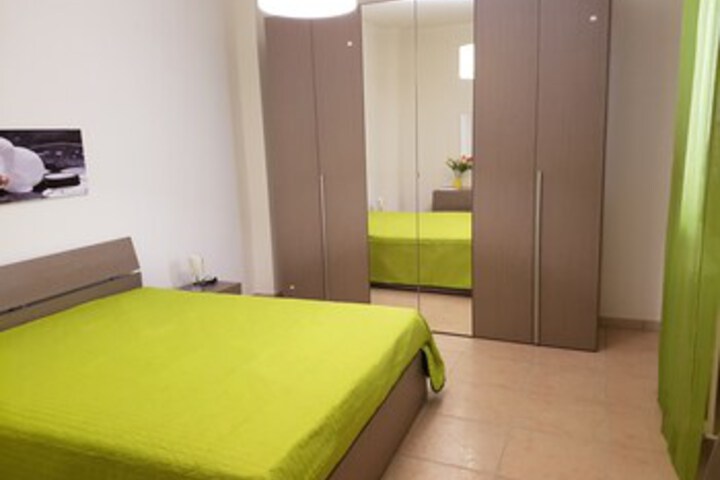 Room 76 of 92