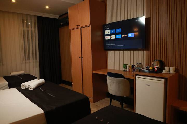 Room 16 of 20