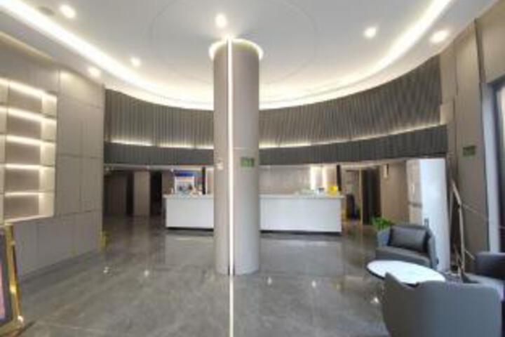 Dream 8 Business Hotel