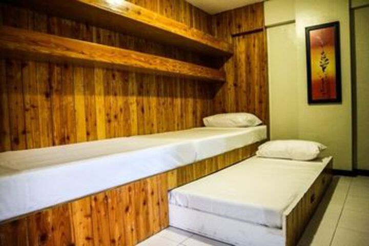 Room 38 of 54